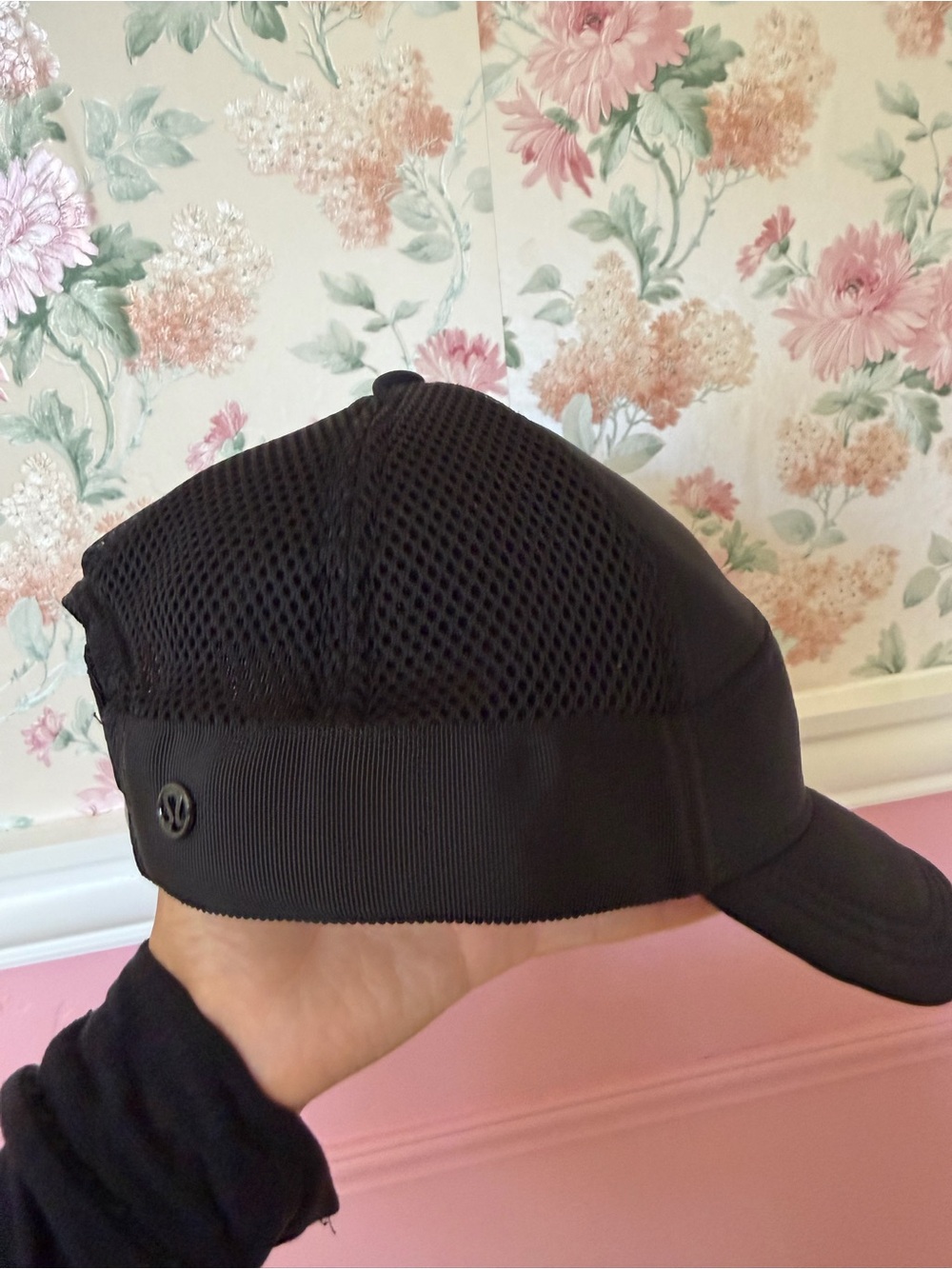 lululemon athletica Black Mesh Running Cap